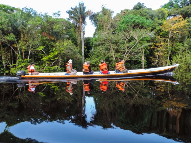 Passeios de canoa