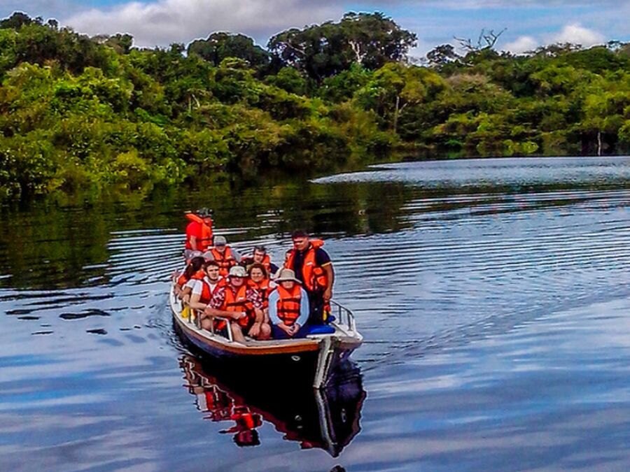 Passeios de canoa
